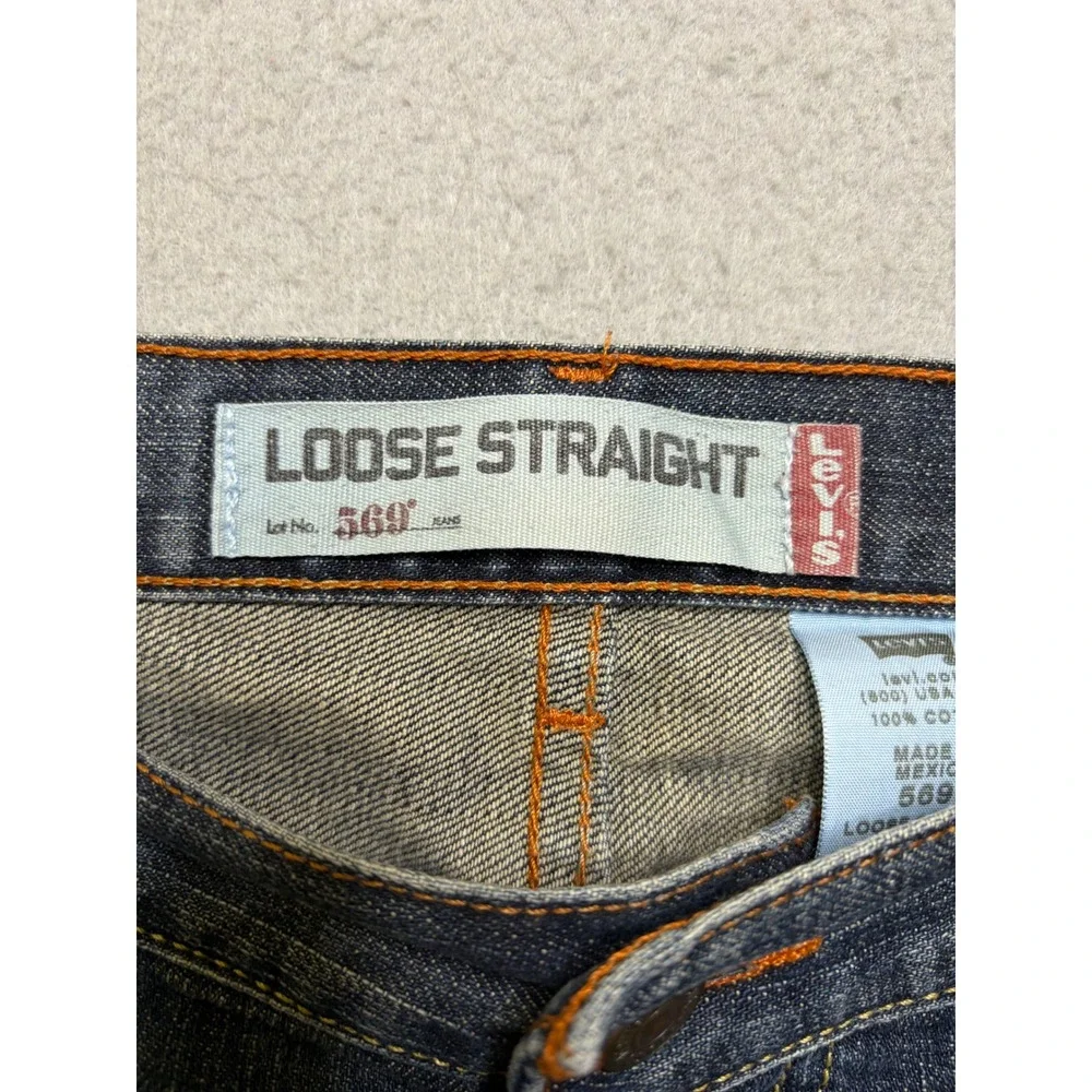 Levis levi 569